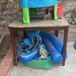 Free Table