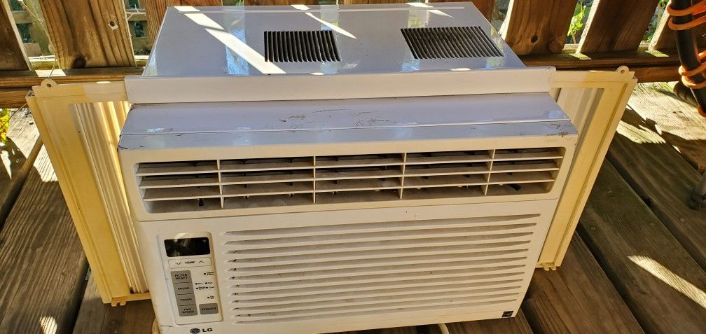 LG Window AC Unit