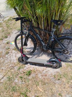 Electric Scooter $40 Needs New Battery 