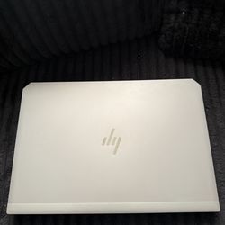 HP ZBook 15 G6 Workstation – i7-9850H, 32GB RAM, 512GB SSD – RTX 3000 GPU