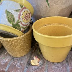 Pots Yellow ceramic 8”-8”