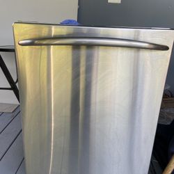 GE Profile Stainless Interior Built -In Dishwasher