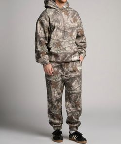 Comfrt camo hoodie and pants