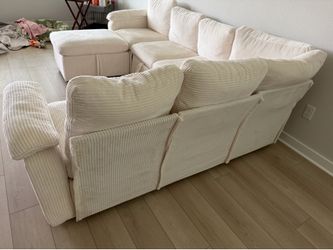 U sectional couch