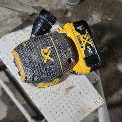 Power tools,  batteries and chargers