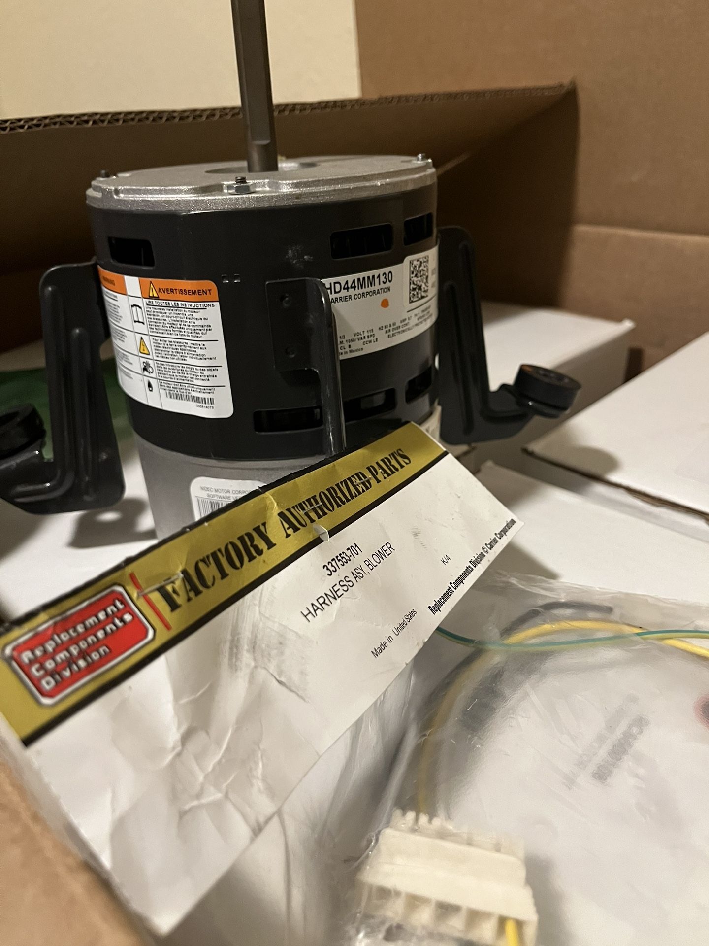 Carrier HD44MM130 Blower Motor + Harness – OEM – $220 each (5 available)