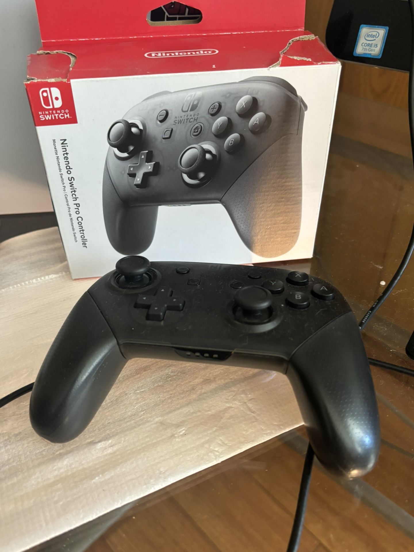Nintendo Switch Pro Controller