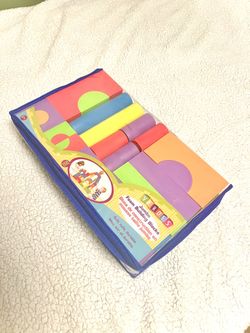 NEW Verdes 52 Piece Jumbo Foam Building Blocks