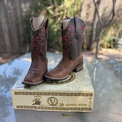 Women’s Cowboy Boots 