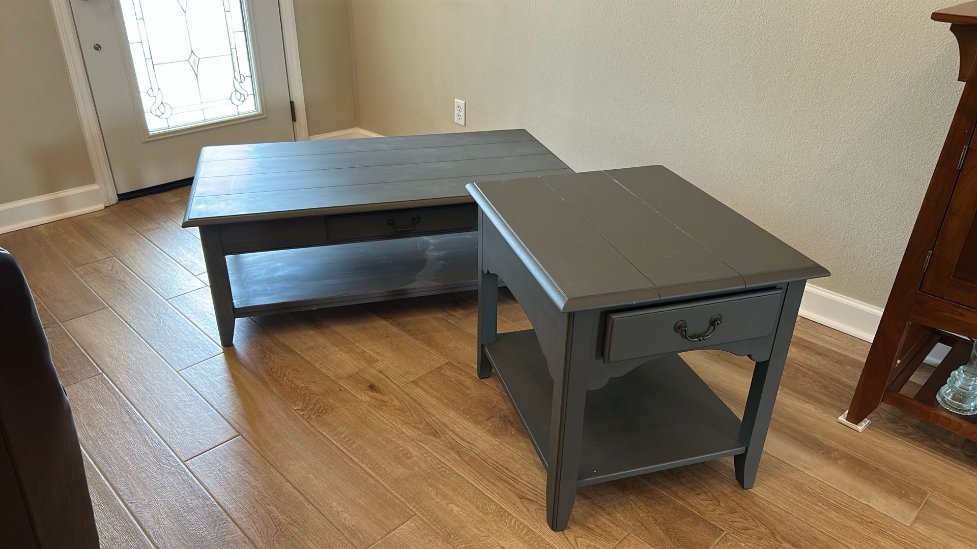 Coffee And End Table Set