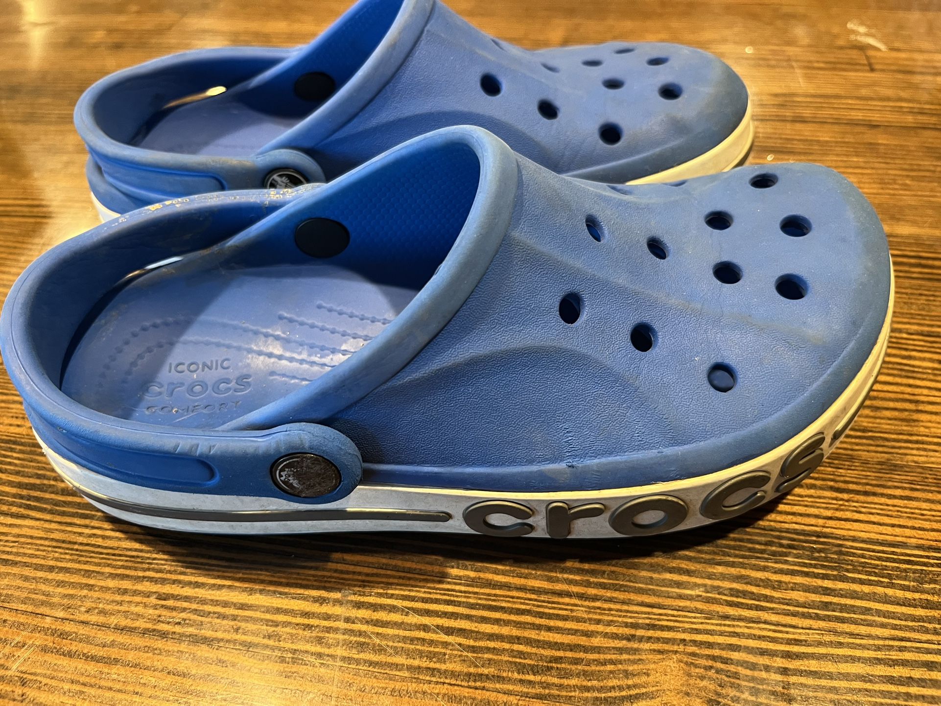Crocs 5/7