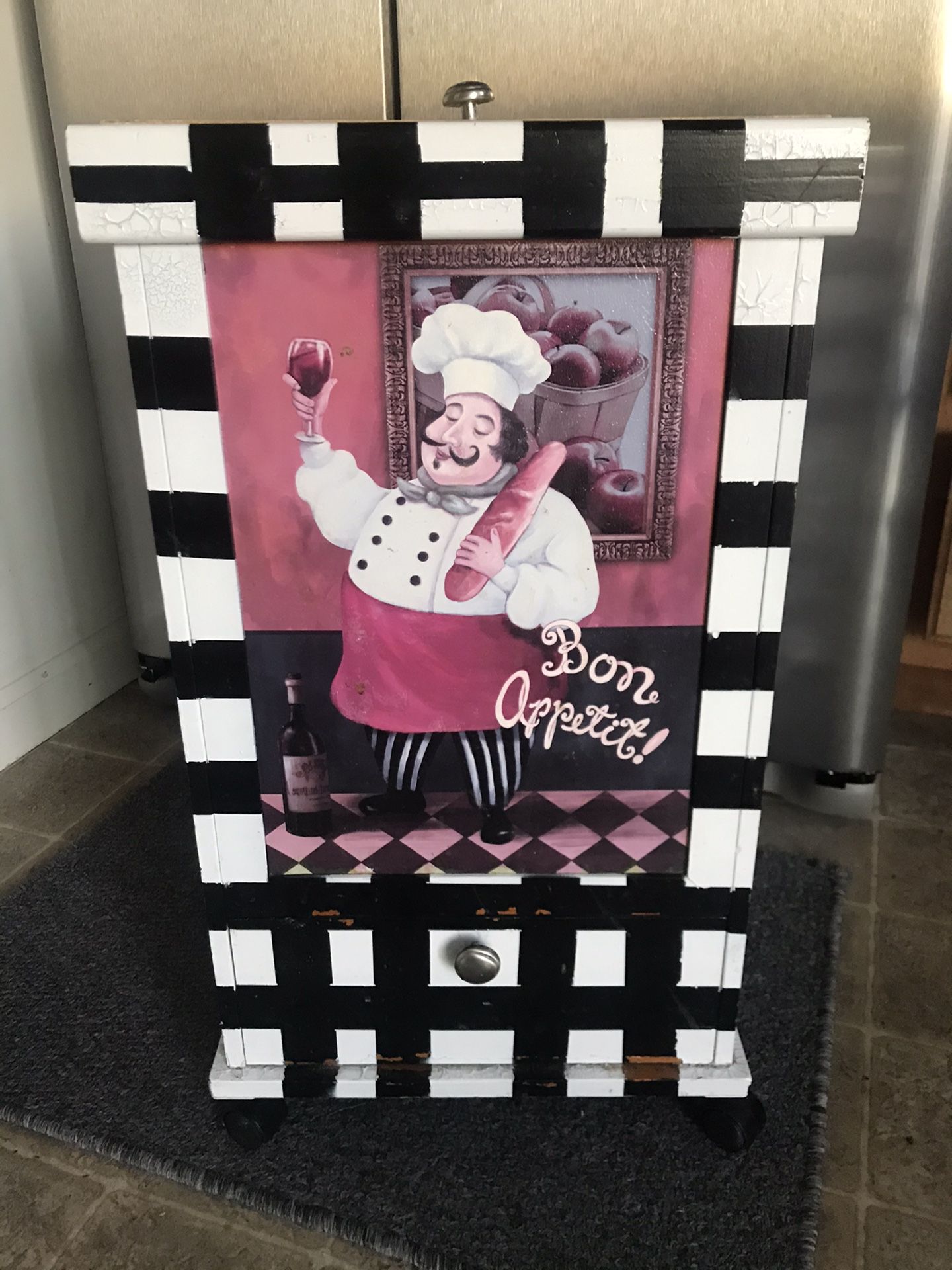 Chef Trash Can
