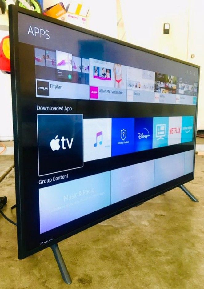 43" SAMSUNG LED SMART 4K ULTRA HDTV, FREE DELIVERY