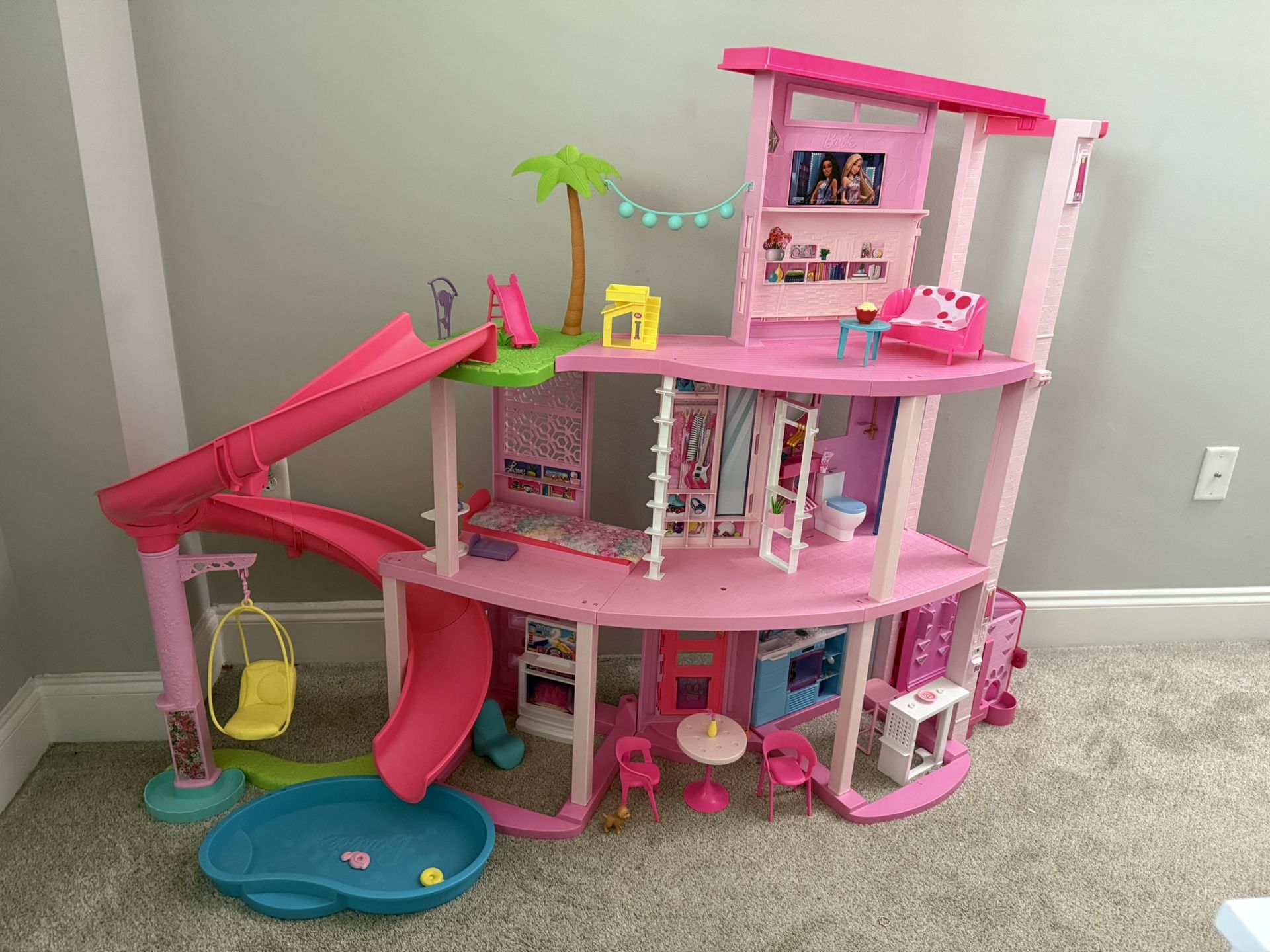 Barbie Dream House !!!!! For Sale !!!!!