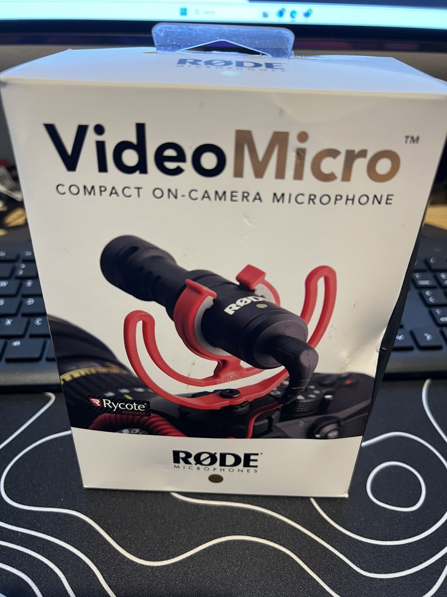 Rode - VideoMicro Compact On-Camera Microphone 