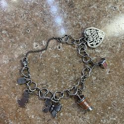 James Avery charm bracelet. 6 months old. Daughter decided she wanted somthing else
