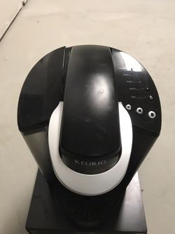 Keurig with stand drawer for storage