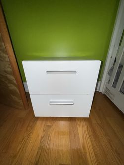 White night stand