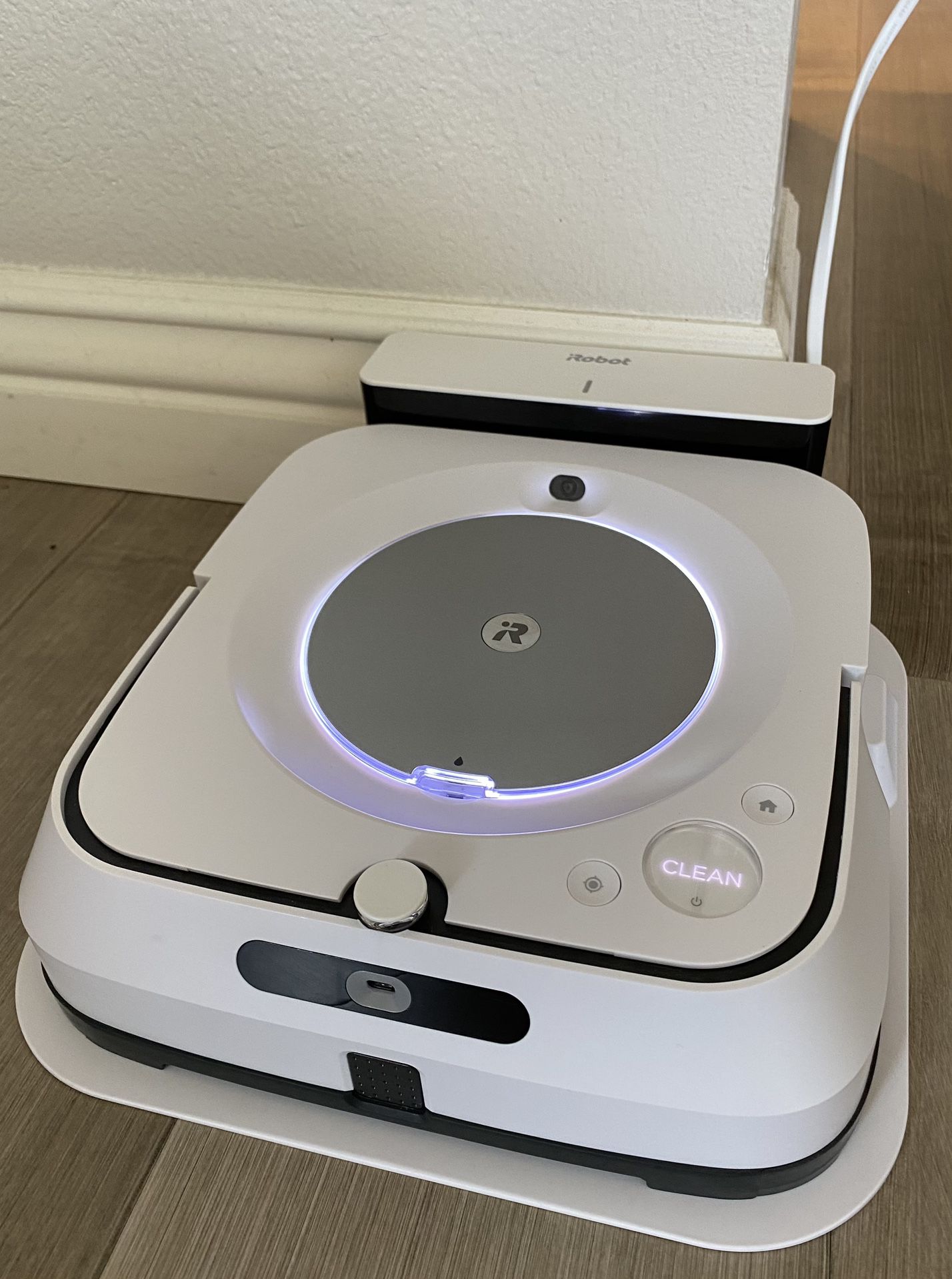 Used Wi-Fi® Connected Braava jet® m6 Robot Mop In Excellent Condition 