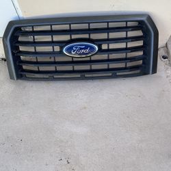 F150 Grill 15 To 17 OEM Perfect Condition 