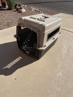 Plastic Portable Dog Kennel