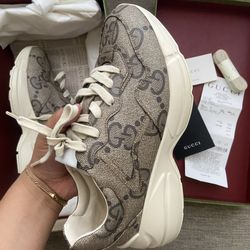 Gucci Shoes 
