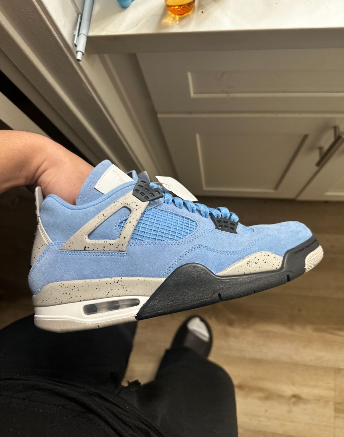 Jordan 4 Retro University blue size 10