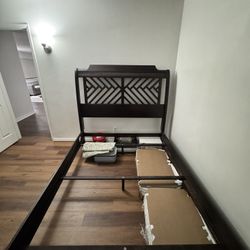 Wood Bed Frame 