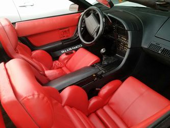 CORVETTE CONVERTIBLE 6 SPEED