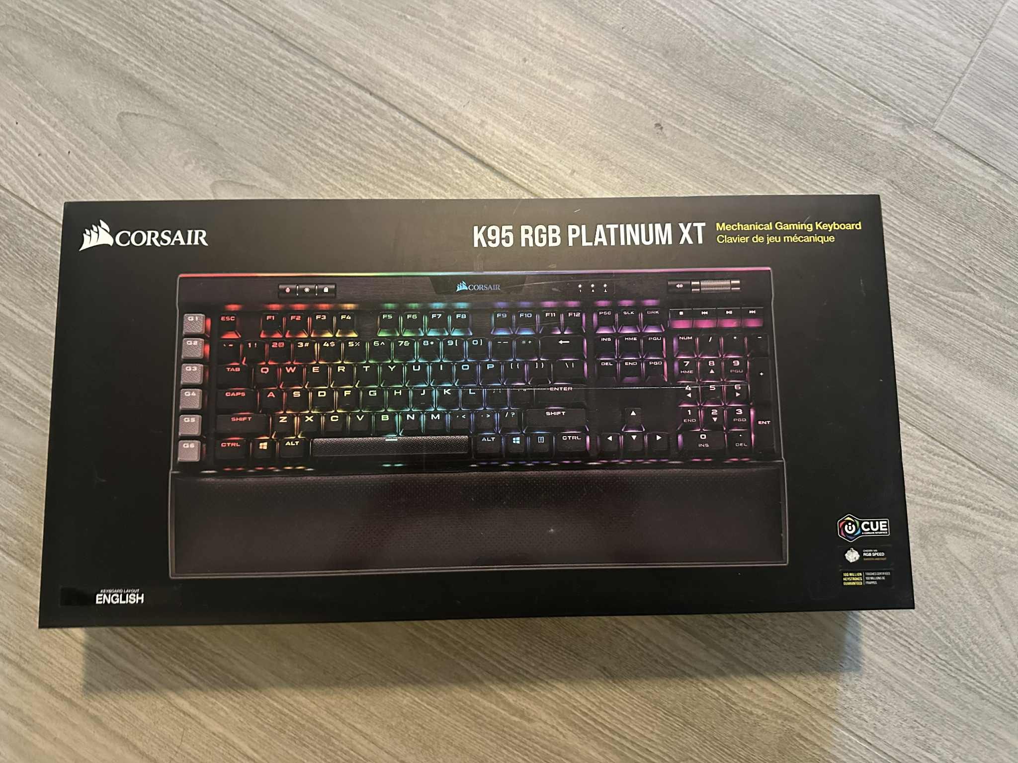 CORSAIR K95 RGB PLATINUM XT