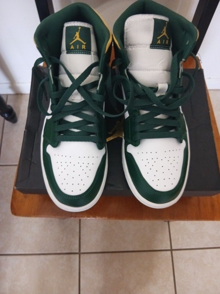 Authentic Air Jordan 1 MID