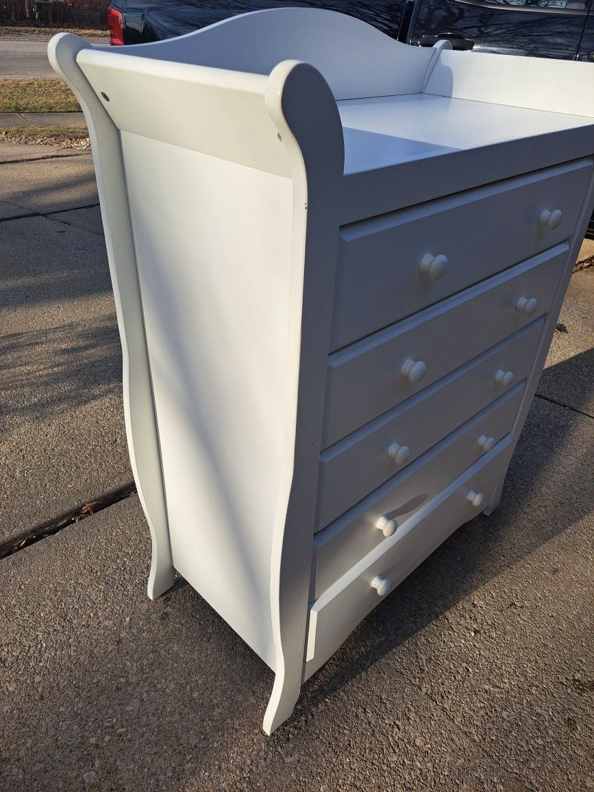 Used White Dresser for Sale in Parma, OH OfferUp