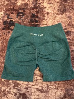 Workout shorts size S
