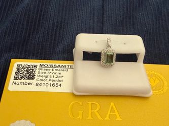 Moissanite Peridot Pendant