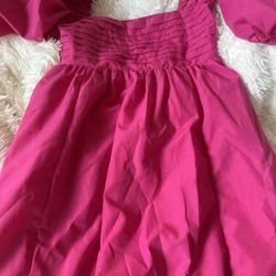 pink flowy dress 