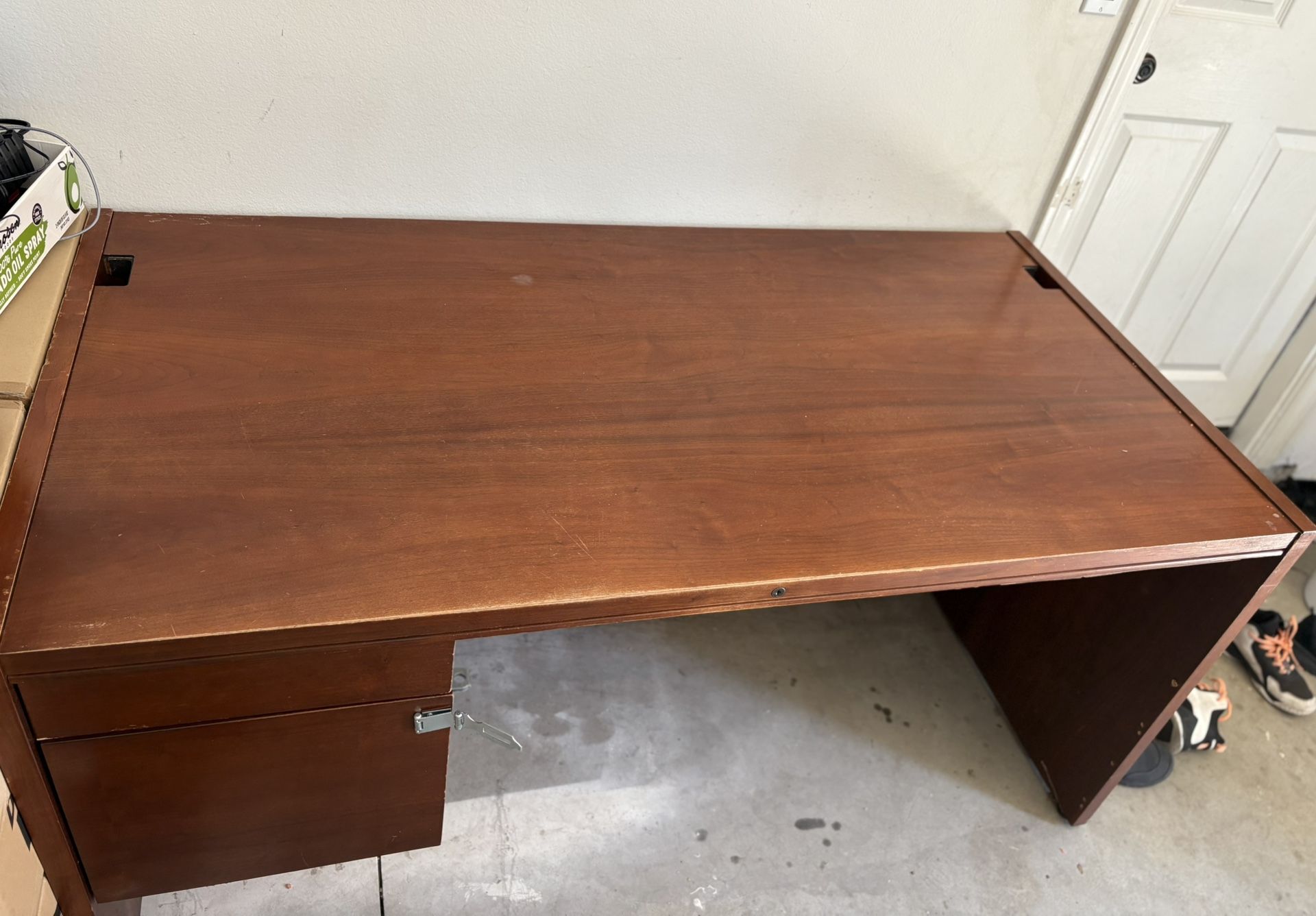 Moving sale — selling a sturdy desk.