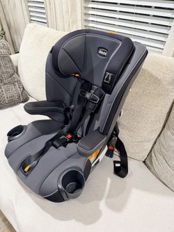 Chicco MyFit Harness + Booster Car Seat