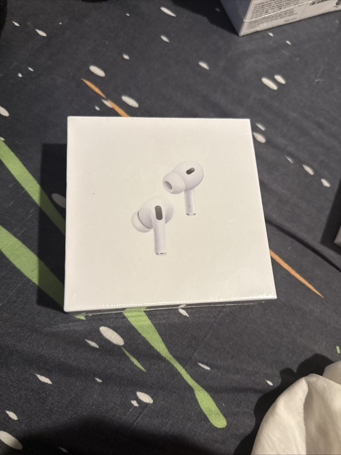 AirPods 2bd Generation Noise Cancellation