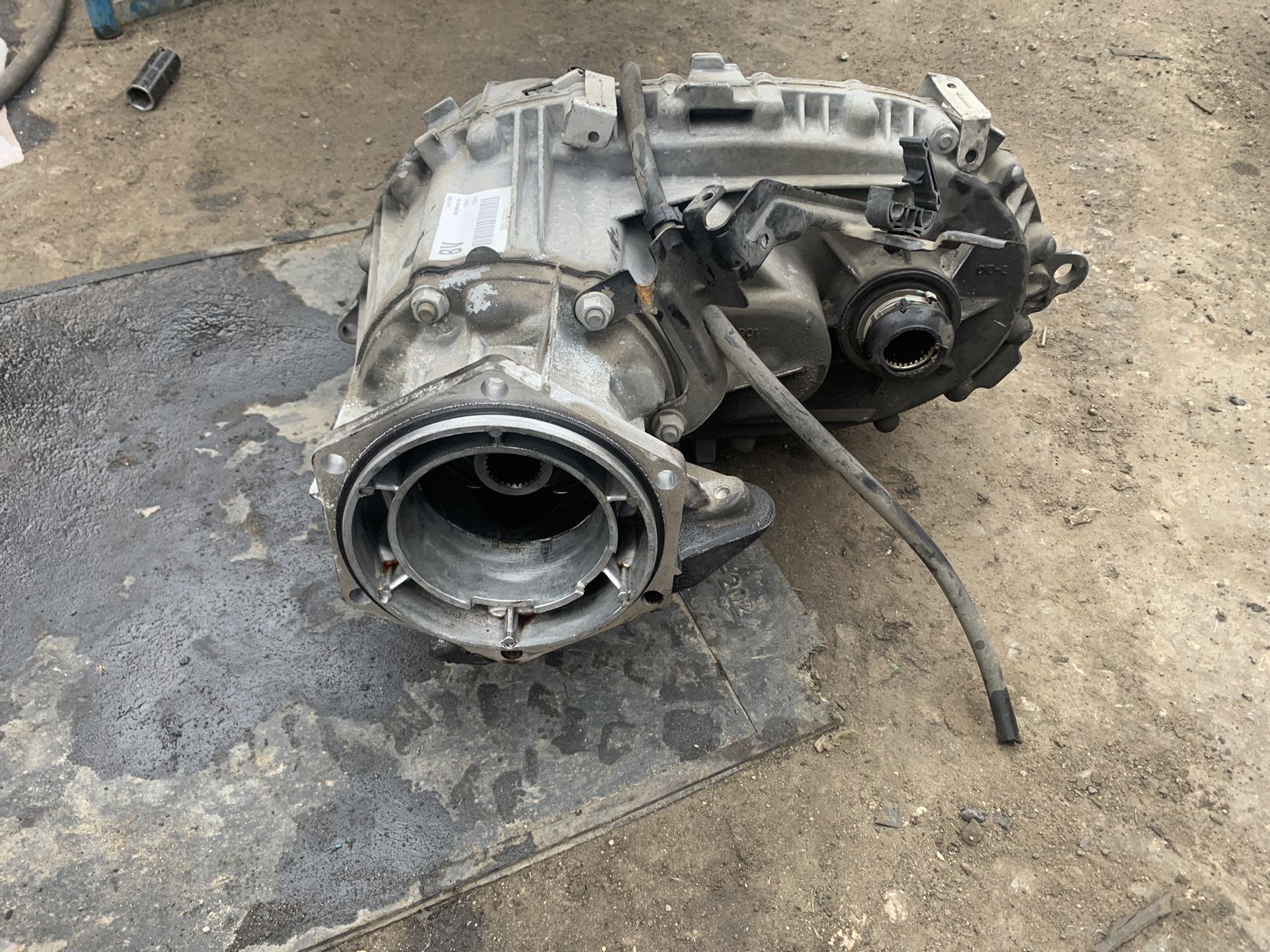 GMC/Chevy transfer case for Sale in Wilmington, CA OfferUp