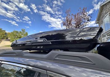 Thule Motion XT XL Roof Box!  Great Condition!  Low Use!