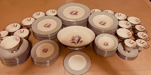Vintage MCM 82 Piece Flintridge China Set