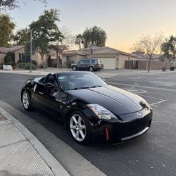 2004 Nissan 350Z Convertible Roadster