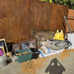 FREE 25th And Meade In alley North Sloans