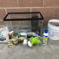 10 Gallon Reptile/Fish Tank 