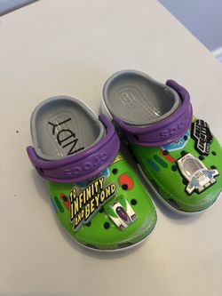 Buzz Lightyear Crocs Size 6c
