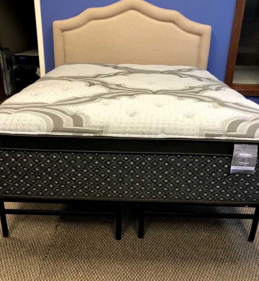 DISCOUNT MATTRESS
