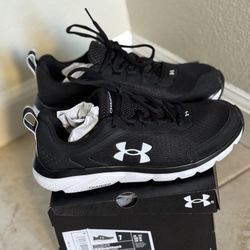 Brand New Womens Shoes Under Armour Size 7.5