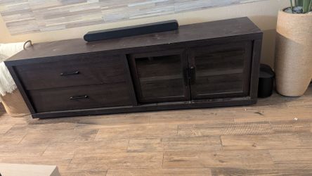 TV STAND