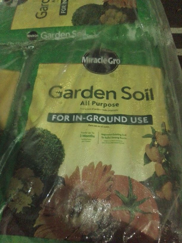 Miracle Gro All Purpose Soil