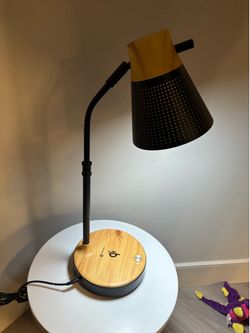 OttLite LED table lamp with charger